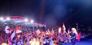 Sapa Pilar Sosial Se-Wilayah Bakorwil Madiun, Gubernur Khofifah Berikan Apresiasi Berupa Tali Asih, Hingga Salurkan Kartu BPJS Ketenagakerjaan Sapa Pilar Sosial Se-Wilayah Bakorwil Madiun, Gubernur Khofifah Berikan Apresiasi Berupa Tali Asih, Hingga Salurkan Kartu BPJS Ketenagakerjaan