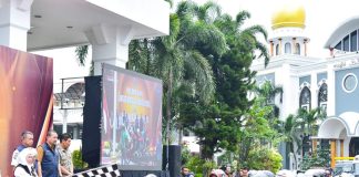 Lepas Keberangkatan Lintas Batas Disabilitas Jatim, Gubernur Khofifah Harapkan Perluas Jangkauan Pelayanan untuk Disabilitas Lepas Keberangkatan Lintas Batas Disabilitas Jatim, Gubernur Khofifah Harapkan Perluas Jangkauan Pelayanan untuk Disabilitas