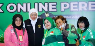 Peringatan Hari Ibu, Gubernur Khofifah Minta Bahagiakan dan Sejahterakan Ibu Indonesia Peringatan Hari Ibu, Gubernur Khofifah Minta Bahagiakan dan Sejahterakan Ibu Indonesia (foto : ist)