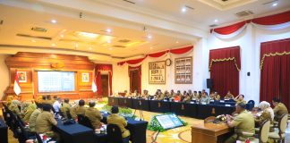 MCP dan SPI Jatim 2023 Di Atas Nasional, Gubernur Khofifah Pastikan Komitmen untuk Terus Wujudkan Good Governance dan Clean Government MCP dan SPI Jatim 2023 Di Atas Nasional, Gubernur Khofifah Pastikan Komitmen untuk Terus Wujudkan Good Governance dan Clean Government (foto : ist)