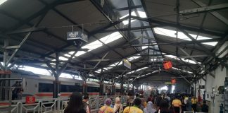 Tahun 2023 ada 5,4 Juta Pelanggan Gunakan Kereta Api dari Daop 8 5,4 Juta Pelanggan Gunakan Kereta Api dari Daop 8 Pada 2023 (foto : ist)