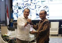 Wali Kota Surabaya Ajak Warga Lapor SPT Sebelum Mudik Wali Kota Surabaya Ajak Warga Lapor SPT Sebelum Mudik (foto : ist)
