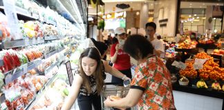 AIA Vitality dan Ranch Market-Farmers Market Shopping Race Hadir di Surabaya Setelah Sukses Digelar di Jakarta AIA Vitality dan Ranch Market – Farmers Market Shopping Race Hadir di Surabaya Setelah Sukses Digelar di Jakarta (foto : ist)
