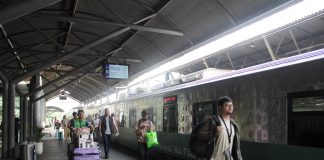 Menjelang Libur Panjang Wafat Isa Almasih, Daop 8 Catat 12.353 Pelanggan KA Menjelang Libur Panjang Wafat Isa Almasih, Daop 8 Catat 12.353 Pelanggan KA