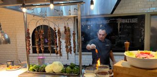 From Muscat to Surabaya, Lezatnya Sajian All-You-Can-Eat Ala Oman From Muscat to Surabaya, Lezatnya Sajian All-You-Can-Eat Ala Oman (foto : ist)