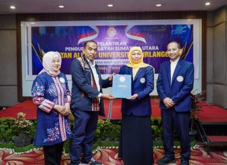 Lantik Pengurus IKA Unair Sumut, Khofifah Terus Bangun Penguatan Jejaring untuk Tingkatkan Kualitas SDM Bangsa Lantik Pengurus IKA Unair Sumut, Khofifah Terus Bangun Penguatan Jejaring untuk Tingkatkan Kualitas SDM Bangsa