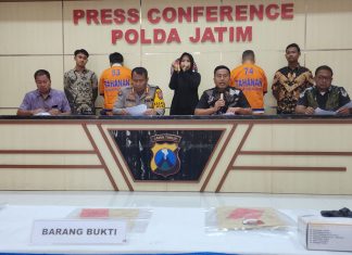 Rugikan Korban 11 Miliar Rupiah, Polda Jatim Bekuk 2 Tersangka Pemalsu Kontrak Fiktif Rugikan Korban 11 Miliar Rupiah, Polda Jatim Bekuk 2 Tersangka Pemalsu Kontrak Fiktif