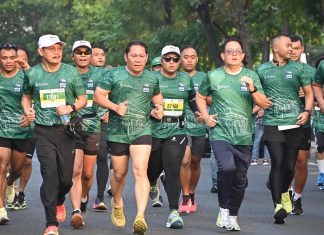 Pangdam Brawijaya Beserta Pj Gubernur Lepas Peserta Surabaya Medic Air Run 2024 Pangdam Brawijaya Beserta Pj Gubernur Lepas Peserta Surabaya Medic Air Run 2024 (foto : ist)