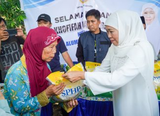 Peringatan HLUN 2024, Khofifah Ajak Masyarakat Rawat dan Berdayakan Lansia Agar Bermartabat, Bahagia Juga Sejahtera Peringatan HLUN 2024, Khofifah Ajak Masyarakat Rawat dan Berdayakan Lansia Agar Bermartabat, Bahagia Juga Sejahtera (foto : ist)