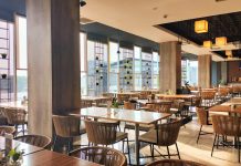 Dua Kategori Kriteria STA 2024 Yaitu Destinasi Wisata Dan Hotel Restauran THE SOUTHERN berlokasi di lantai 3, Jl. Raya Jemursari No.110-112, Surabaya