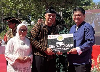 Midtown Hotel Surabaya Raih Juara 1 Kategori Rujak Kreasi di Festival Rujak Uleg 2024 Midtown Hotel Surabaya Raih Juara 1 Kategori Rujak Kreasi di Festival Rujak Uleg 2024 (foto : ist)