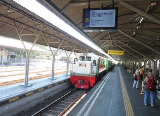A-MEIzing Surabaya, KAI Daop 8 Surabaya Hadirkan Diskon 20 Persen A-MEIzing Surabaya, KAI Daop 8 Surabaya Hadirkan Diskon 20 Persen (foto : ist)