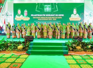 Semakin Masif dan Luas, Khofifah Kukuhkan Muslimat NU Bunda Asuh Peduli Stunting Wilayah Kepulauan Riau Semakin Masif dan Luas, Khofifah Kukuhkan Muslimat NU Bunda Asuh Peduli Stunting Wilayah Kepulauan Riau (foto : ist)