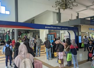 KAI Commuter Wilayah 8 Surabaya Layani 119 Ribu Lebih Pengguna Pada Libur Idul Adha dan Libur Anak Sekolah KAI Commuter Wilayah 8 Surabaya Layani 119 Ribu Lebih Pengguna Pada Libur Idul Adha dan Libur Anak Sekolah (foto : ist)