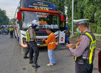 Gandeng Pihak Berwajib, Otoritas Purabaya Siapkan Sanksi Tilang PO Bus Nakal Gandeng Pihak Berwajib, Otoritas Purabaya Siapkan Sanksi Tilang PO Bus Nakal (foto : ist)