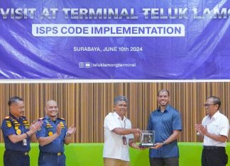 Port Visit IMPLEMENTASI ISPS CODE di Terminal Teluk Lamong KEMENHUB Gandeng U.S EMBASSY dan COAST GUARD Port Visit IMPLEMENTASI ISPS CODE di Terminal Teluk Lamong KEMENHUB Gandeng U.S EMBASSY dan COAST GUARD (foto : ist)