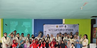Mahasiswa Universitas Wijaya Kusuma Surabaya Laksanakan KKN, Angkat 5 Proker Bantu Warga Sambikerep Mahasiswa UWK Laksanakan KKN Angkat 5 Proker Bantu Warga Sambikerep (foto : ist)