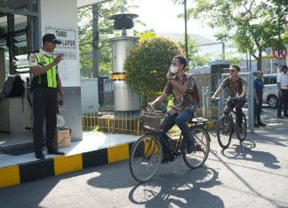 Dukung Kelestarian Lingkungan, Kantor Daop 8 Surabaya Terapkan Hari Tanpa Kendaraan Bermotor Setiap Hari Selasa Dukung Kelestarian Lingkungan, Kantor Daop 8 Surabaya Terapkan Hari Tanpa Kendaraan Bermotor Setiap Hari Selasa (foto : ist)