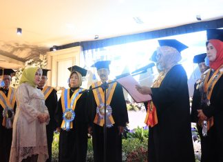 Prof. Sri Utami Ady Resmi Dikukuhkan jadi Gubes FEB Bidang Ilmu Manajemen Keuangan Prof. Sri Utami Ady Resmi Dikukuhkan jadi Gubes FEB Bidang Ilmu Manajemen Keuangan (foto : ist)
