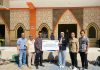 Lewat CSR BRI Peduli, BRI Branch Office Surabaya Rajawali Membantu Pembangunan Musholla SD Muhammadiyah 20 Surabaya (dari sebelah kiri) Udi Novianto (Funding Transaction Manager), perwakilan dari Manajemen Sekolah, Muhammad Ain (KS SD Muhammadiyah 20), Ida Susana Tri Rahayu (Branch Manager Kantor Cabang BRI Rajawali), Jeje Rahmad Gozali (Manager Opersional), Hendita Doni P (RM Funding & Transaction BRI)