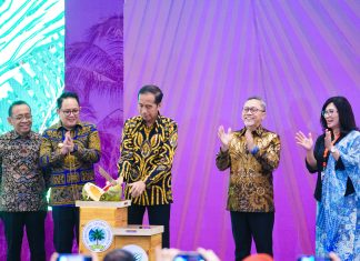 Pj. Gubernur Adhy Pastikan Jatim Siap Majukan Industri Kelapa Berkelanjutan dan Wujudkan Ekonomi Hijau Pj. Gubernur Adhy Pastikan Jatim Siap Majukan Industri Kelapa Berkelanjutan dan Wujudkan Ekonomi Hijau (foto : ist)