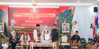 Berkas Pendaftaran Khofifah-Emil Dinyatakan Lengkap Oleh KPU Jatim, Besok Dijadwalkan Periksa Kesehatan Berkas Pendaftaran Khofifah-Emil Dinyatakan Lengkap Oleh KPU Jatim, Besok Dijadwalkan Periksa Kesehatan (foto : ist)