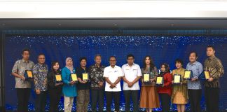 Sepuluh Wajib Pajak Rungkut Diberi Apresiasi pada Tax Gathering Sepuluh Wajib Pajak Rungkut Diberi Apresiasi pada Tax Gathering (foto : ist)