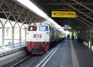 KA Mutiara Timur Beroperasi Kembali Pada 1 September, Masyarakat Bisa Dapatkan Tarif Promonya KA Mutiara Timur Beroperasi Kembali Pada 1 September, Masyarakat Bisa Dapatkan Tarif Promonya (foto : ist)