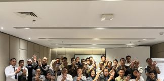 Mengenal Budaya Tuli, Karyawan Hotel Midtown Belajar Bahasa Isyarat