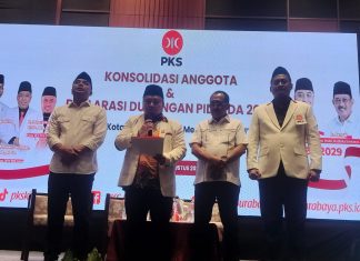 Resmi PKS Surabaya Deklarasikan ERJI Walikota Surabaya Resmi PKS Surabaya Deklarasikan ERJI Walikota Surabaya (foto : ist)