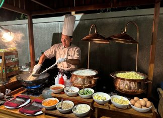 Warung Bude Asmojo, Angkringan Nusantara Bintang 5 Warung Bude Asmojo, Angkringan Nusantara Bintang 5 (foto : ist)