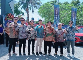 PT Chery Sales Indonesia Resmikan Dealer Ke 36 di Surabaya, Respon Antusias Masyarakat Akan Produk Chery PT Chery Sales Indonesia Resmikan Dealer Ke 36 di Surabaya, Respon Antusias Masyarakat Akan Produk Chery (dokpri)