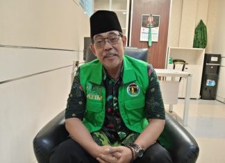 Muhaimin : Mari Berpolitik Secara Santun Untuk Mewujudkan Kota Surabaya Berkarakter Muhaimin, S.H., M.M. Anggota DPRD 2024-2029 dari Partai Persatuan Pembangunan (dokumen hsc)