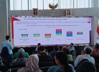 PHEI Bekerjasama dengan BEI Gelar Seminar Edukasi Tentang Obligasi PHEI Bekerjasama dengan BEI Gelar Seminar Edukasi Tentang Obligasi (dokpri hsc)