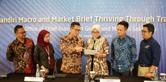 Tim Ekonom Bank Mandiri : Ekonomi Indonesia Tetap Solid Meski Di Tengah Ketidakpastian Global 2024 Tim Ekonom Bank Mandiri : Ekonomi Indonesia Tetap Solid Meski Di Tengah Ketidakpastian Global 2024 (foto : ist)