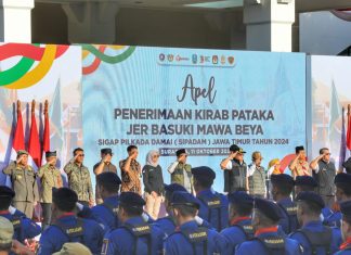Penerimaan Kirab Pataka Jer Basuki Mawa Beya : Pj. Gubernur Adhy Optimistis Kondusifitas Jatim Terjaga Selama Pilkada Serentak 2024 Pimpin Apel Penerimaan Kirab Pataka Jer Basuki Mawa Beya, Pj. Gubernur Adhy Optimistis Kondusifitas Jatim Terjaga Selama Pilkada Serentak 2024 (foto : ist)