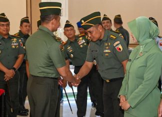 178 Perwira Kodam Brawijaya Sandang Pangkat Baru 178 Perwira Kodam Brawijaya Sandang Pangkat Baru (foto : ist)