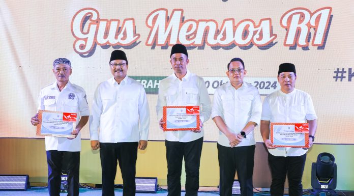 Dialog Pilar Kessos Jatim Bersama Gus Mensos RI, Pj. Gubernur Adhy Apresiasi Para Ujung Tombak Penanggulangan Masalah Sosial Dialog Pilar Kessos Jatim Bersama Gus Mensos RI, Pj. Gubernur Adhy Apresiasi Para Ujung Tombak Penanggulangan Masalah Sosial (foto : ist)