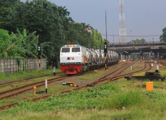 KAI Daop 8 Surabaya Angkut 2 Juta Ton Barang di Triwulan 3 Tahun 2024 KAI Daop 8 Surabaya Angkut 2 Juta Ton Barang di Triwulan 3 Tahun 2024 (foto : ist)