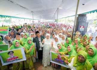 Di Pengajian Hari Santri Muslimat NU di Sidoarjo, Khofifah Perjuangkan Pelurusan Sejarah Peran Kiai dan Santri dalam Pertahankan NKRI