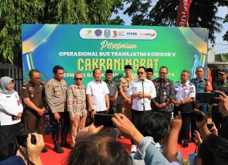 Launching Bus Trans Jatim Koridor V, Pj. Gubernur Adhy Sebut Wujud Urgensi Pemerataan Transportasi Umum di Jatim Launching Bus Trans Jatim Koridor V, Pj. Gubernur Adhy Sebut Wujud Urgensi Pemerataan Transportasi Umum di Jatim (foto : ist)