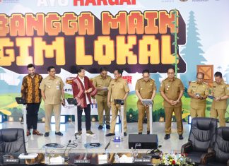 Langkah Konkrit Percepatan Industri Kreatif Jawa Timur Diapresiasi Mendagri dan Menparekraf RI Langkah Konkrit Percepatan Industri Kreatif Jawa Timur Diapresiasi Mendagri dan Menparekraf RI (foto : ist)