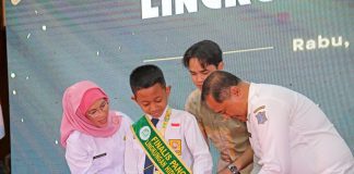 Pemkot Surabaya Gelar Penyelempangan Finalis Pangeran dan Putri Lingkungan Hidup Tahun 2024 Pemkot Surabaya Gelar Penyelempangan Finalis Pangeran dan Putri Lingkungan Hidup Tahun 2024 (foto : ist)