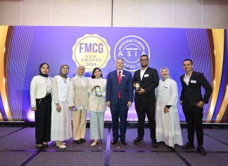 ParagonCorp Raih Penghargaan di FMCG Asia Awards 2024 atas Inovasi Brand yang Berkelanjutan dan Kesuksesannya di Malaysia ParagonCorp Raih Penghargaan di FMCG Asia Awards 2024 atas Inovasi Brand yang Berkelanjutan dan Kesuksesannya di Malaysia (foto : ist)