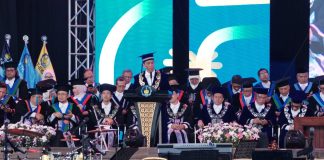 Puncak Dies Natalis ke-64, ITS Beri Penghargaan kepada Presiden Prabowo