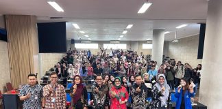 Kampanye #Akuinvestorsaham, BEI Dorong Santri Dan Mahasiswa Di Jawa Timur Menjadi Investor Baru Di Pasar Modal Kampanye #Akuinvestorsaham, BEI Dorong Santri Dan Mahasiswa Di Jawa Timur Menjadi Investor Baru Di Pasar Modal (foto : ist)