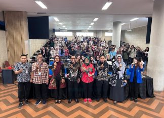 Kampanye #Akuinvestorsaham, BEI Dorong Santri Dan Mahasiswa Di Jawa Timur Menjadi Investor Baru Di Pasar Modal Kampanye #Akuinvestorsaham, BEI Dorong Santri Dan Mahasiswa Di Jawa Timur Menjadi Investor Baru Di Pasar Modal (foto : ist)