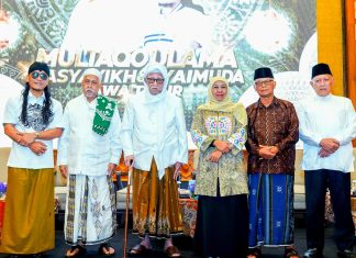 Gelar Multaqo Ulama Se-Jatim, Gus Miftah: Chemistry Khofifah dengan Presiden Prabowo Akan Lancarkan Pembangunan Jatim Ke Depan Gelar Multaqo Ulama Se-Jatim, Gus Miftah: Chemistry Khofifah dengan Presiden Prabowo Akan Lancarkan Pembangunan Jatim Ke Depan (foto : ist)