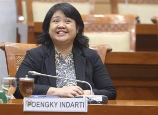 Poengky Indarti: Dari Pembela HAM Menuju Garda Depan Pemberantasan Korupsi Poengky Indarti: Dari Pembela HAM Menuju Garda Depan Pemberantasan Korupsi (foto : ist)