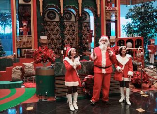 Semarak Natal & Tahun Baru JW Marriott Surabaya Hadirkan Santa Hotel dan Jingle & Joy Semarak Natal & Tahun Baru JW Marriott Surabaya Hadirkan Santa Hotel dan Jingle & Joy (dokpri)